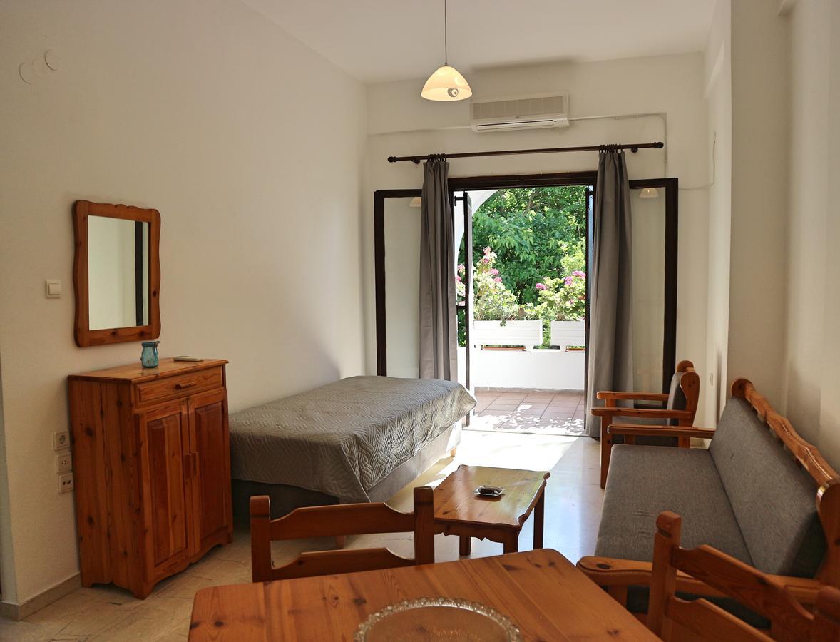 Oliaria Apartments ปลาเตเนียส ภายนอก รูปภาพ