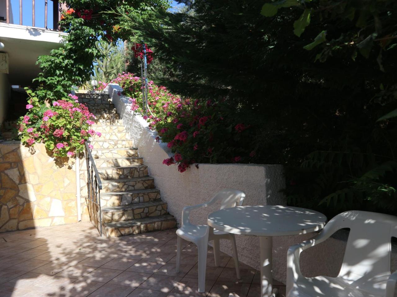 Oliaria Apartments ปลาเตเนียส ภายนอก รูปภาพ